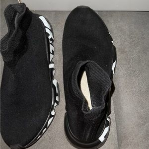 Balenciga Trainers.. Bought them about 7 months ago but they run big. .